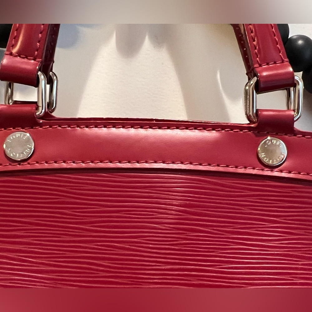Louis Vuitton EPI Leather Brea MM Rubis Shoulder Purse Tote Bag Two Way LV Red - Picture 7 of 16